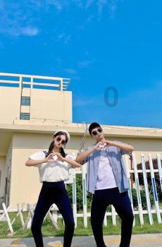 白冰女神写真全网热传，才华美貌双全，令人为之倾倒的迷人魅力。